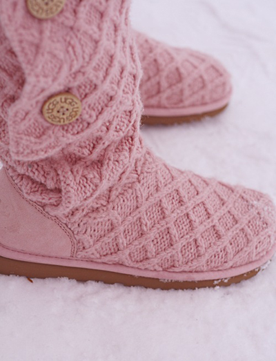 knitted uggs