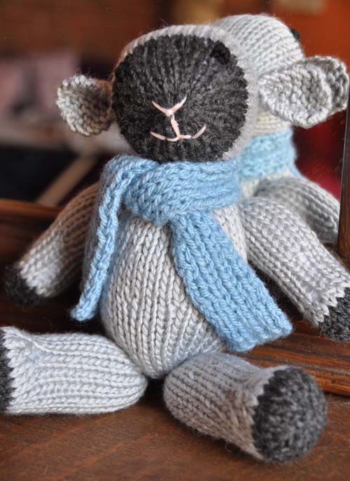 Fuzzy Little Lamb Free Knitting Pattern